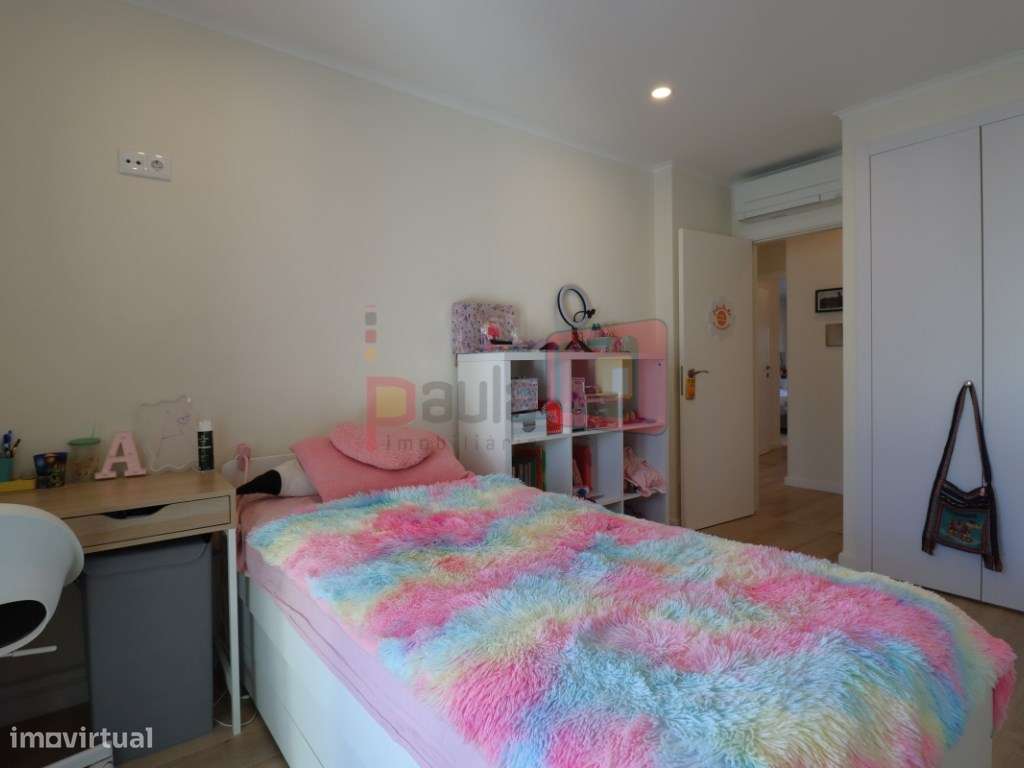 APARTAMENTO T3 COM GARAGEM BOX - MONTIJO-31