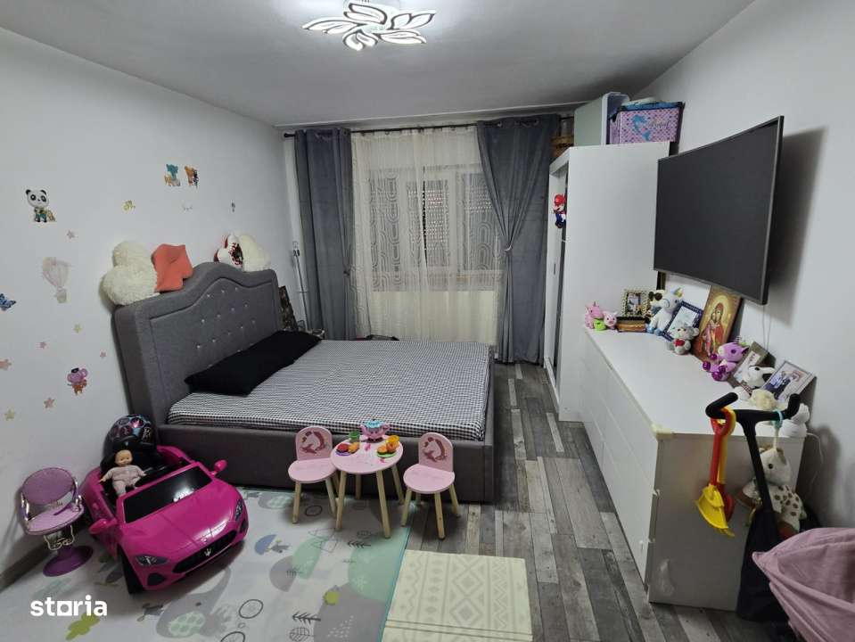 Apartament  2 camere, 49 mp, Lapus, Electroputere Mall-1