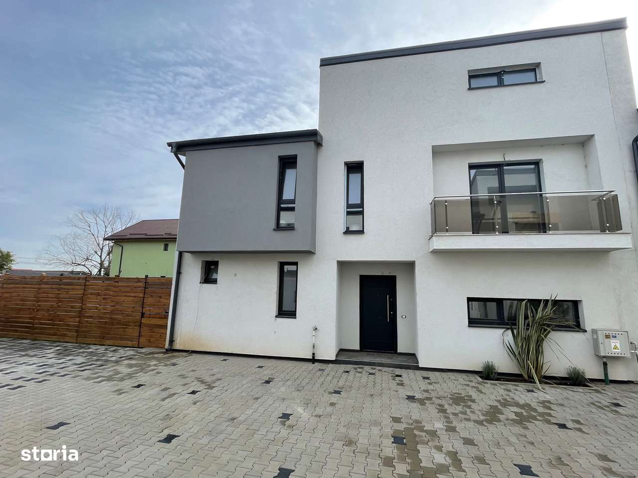 Vila Tunari CENTRAL, 5 camere, curte MARE,  0% comision - Imagine principală: 2/4