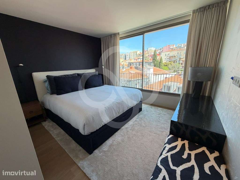 Apartamento T2 no icónico e impressionante edifício Nau em Lisboa-11