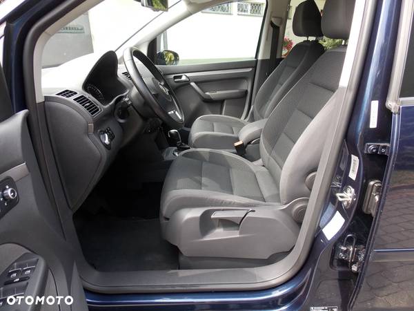 Volkswagen Touran 1.4 TSI DSG Comfortline - 19