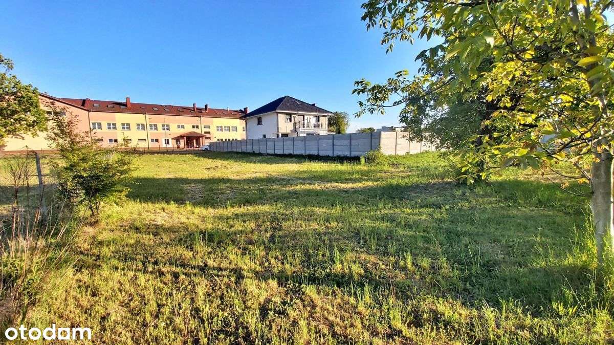 Działka w centrum Plewisk-3