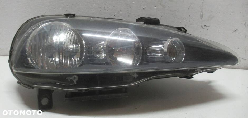 ALFA ROMEO 147 07R LAMPA PRAWY PRZÓD EUROPA - 2