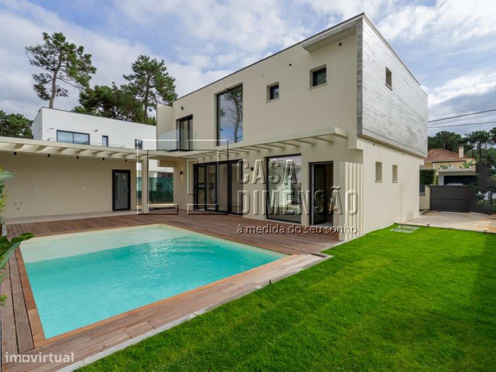 Moradia isolada de tipologia T4 na melhor zona da Aroeira, com Pisc... - Grande imagem: 2/60