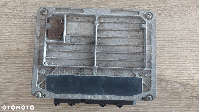 Sterownik Silnika Audi A3 8L 06A906019BS - 2