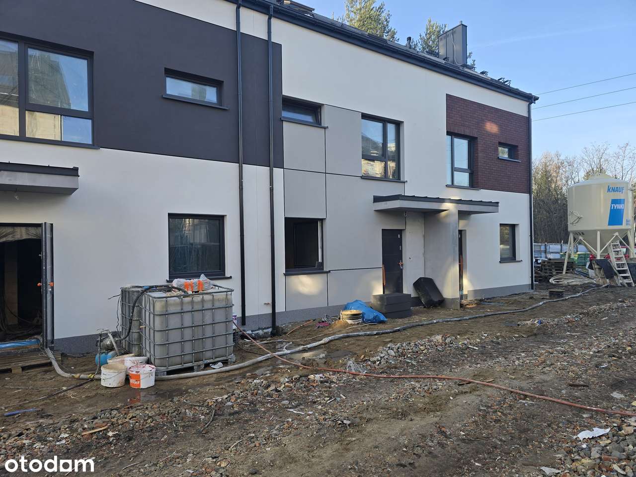 Segment 116m2, 3 poziomy użytkowe, ogródek, 2 x parking-3