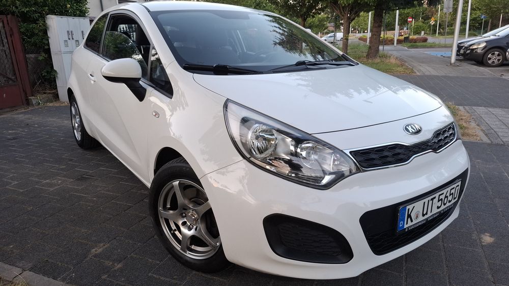 Kia Rio III (2011-) 2012