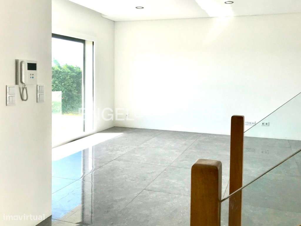 Sofisticada Moradia T5 com Piscina em Loures - Grande imagem: 2/47