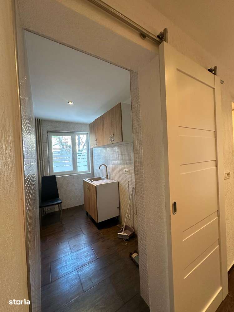 Apartament 3 camere, bucătărie separată, 1 etaj .. 91900 euro-3