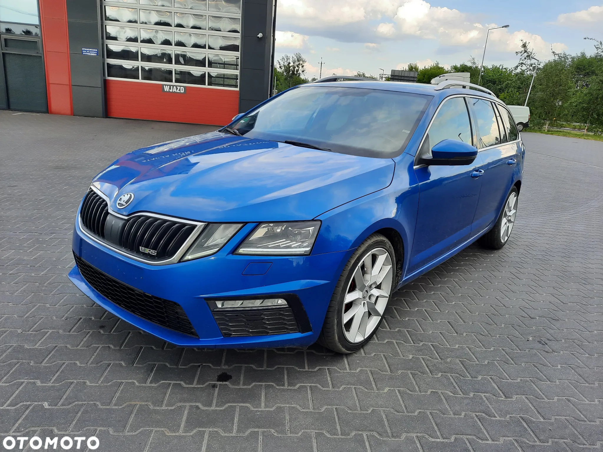 Skoda Octavia 2.0 TDI DSG RS - 6