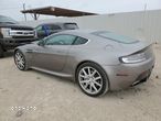 Aston Martin V8 Vantage - 2