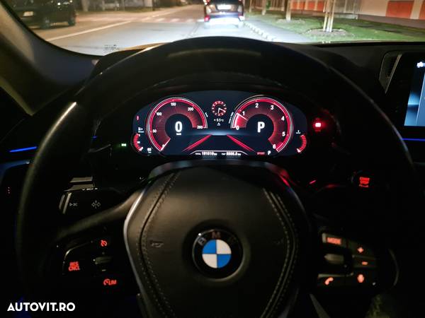 BMW Seria 5 520d Touring Aut. Sport Line - 17