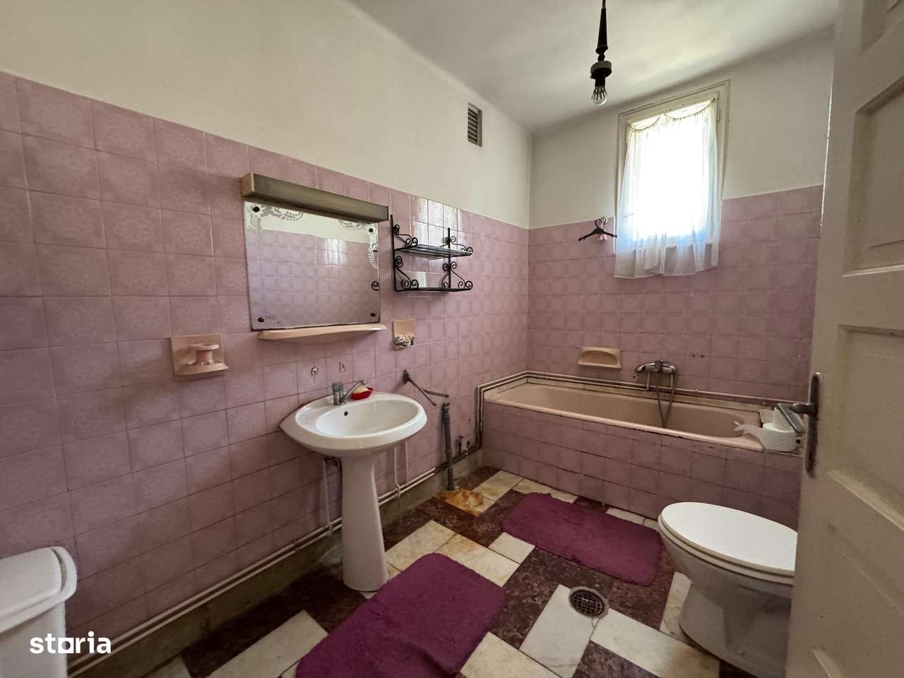 Casă de vânzare în Lugoj – Strada Grozăvescu-10