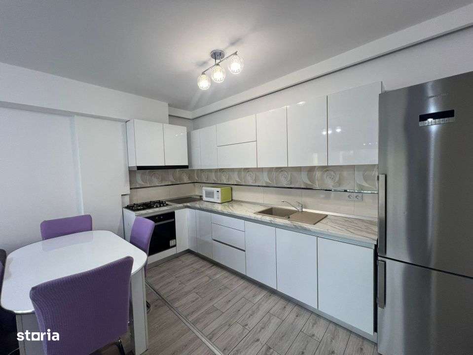 Apartament 3 camere + garaj ,76 mp, finisat  si mobilat,in cart Europa-3