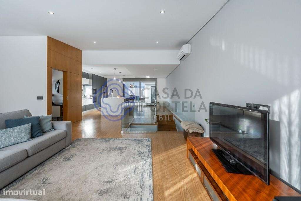 Moradia T3 + Casa Hóspedes, com Piscina em Guifões, Matosinhos - Grande imagem: 5/42