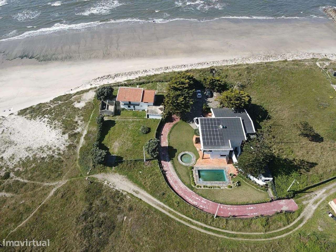 Refúgio sobre o Atlântico – Moradia T5 na 1ª Linha de Mar-0