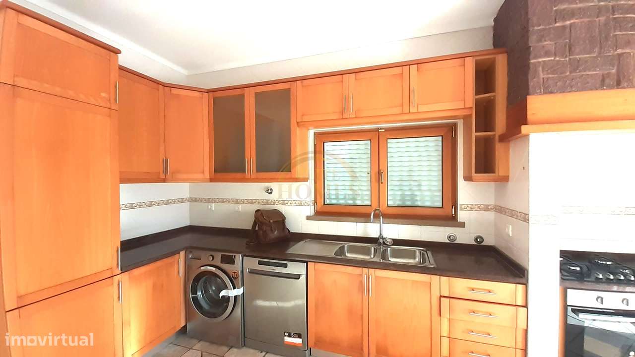 Venha Descobrir esta magnífica Moradia T5 Independente, localizada nas - Grande imagem: 4/60