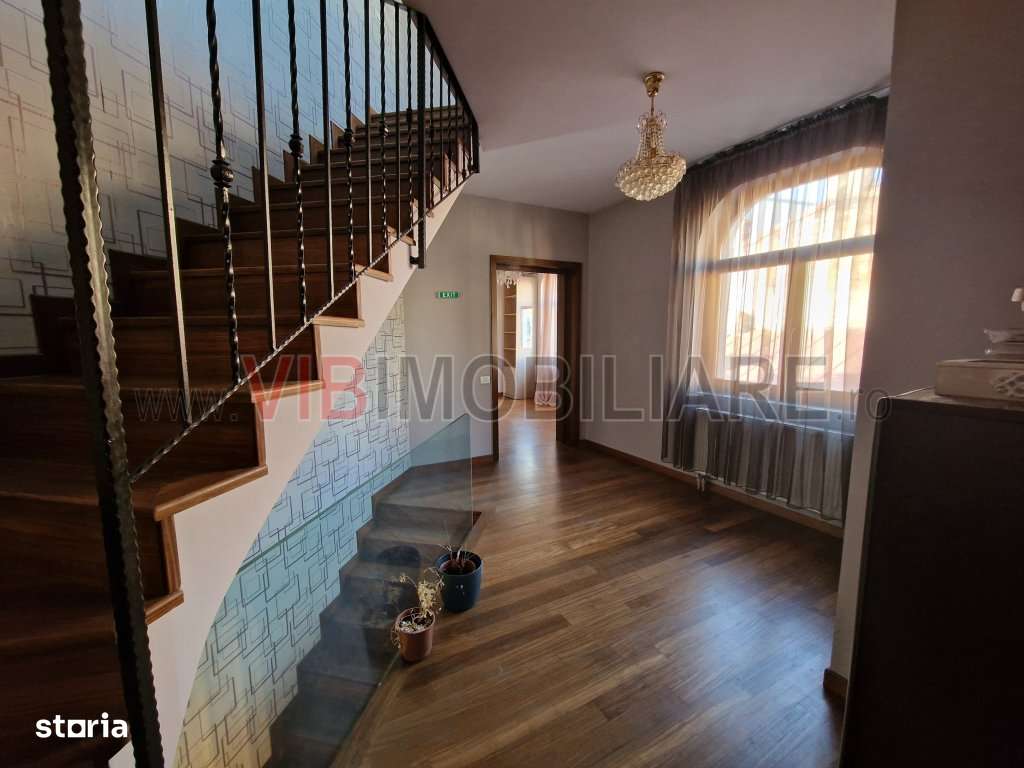 Vila 190mp utila, 5 camere - Imagine principală: 4/15