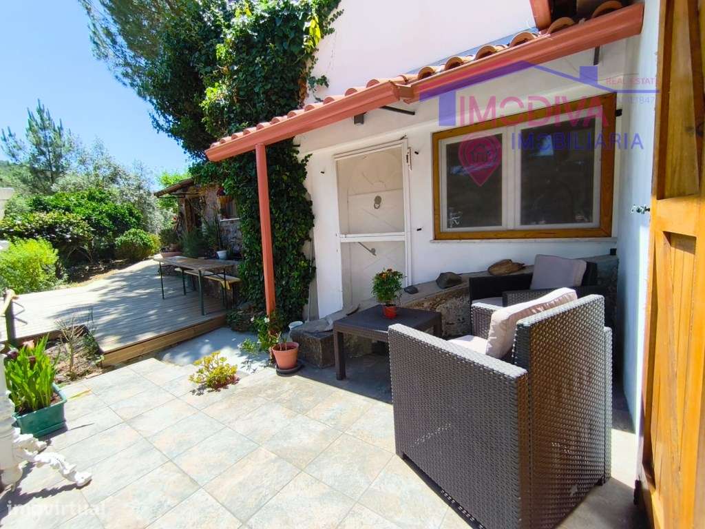 Propriedade com moradia, anexo, piscina e terreno com mais 2 ha-29