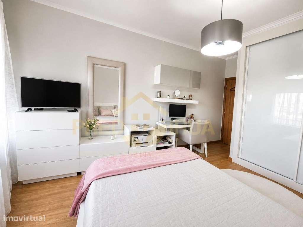 Excelente T2 em Arcozelo proximo a praia em condominio fechado com ...-15