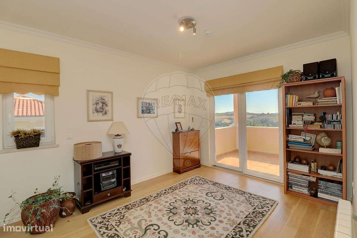 Moradia T4 para venda-16