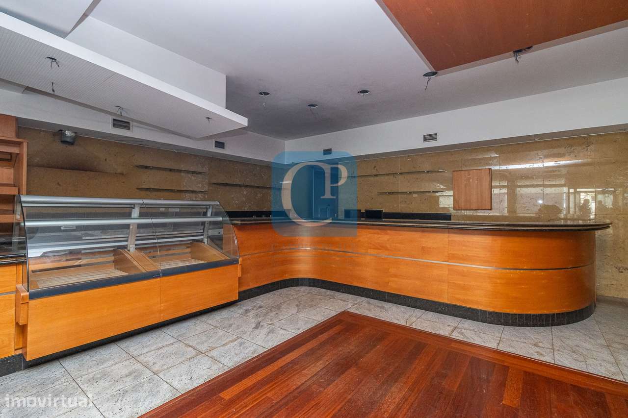 Loja em Santo Ovídio, Vila Nova de Gaia - Grande imagem: 2/23