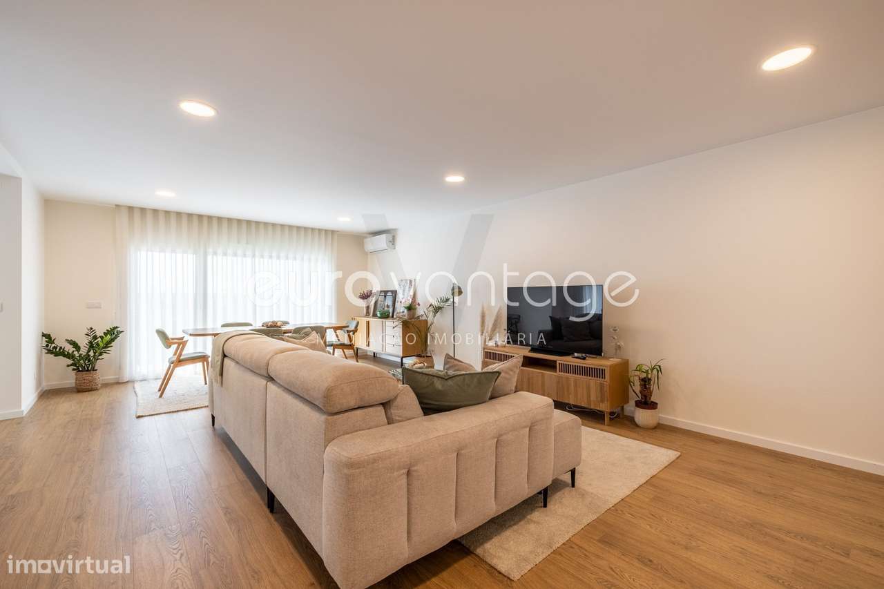 Apartamento T3 de Excelentes áreas-8