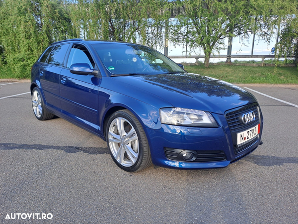 Audi A3 2.0 TDI Sportback DPF S tronic S line Sportpaket - 1