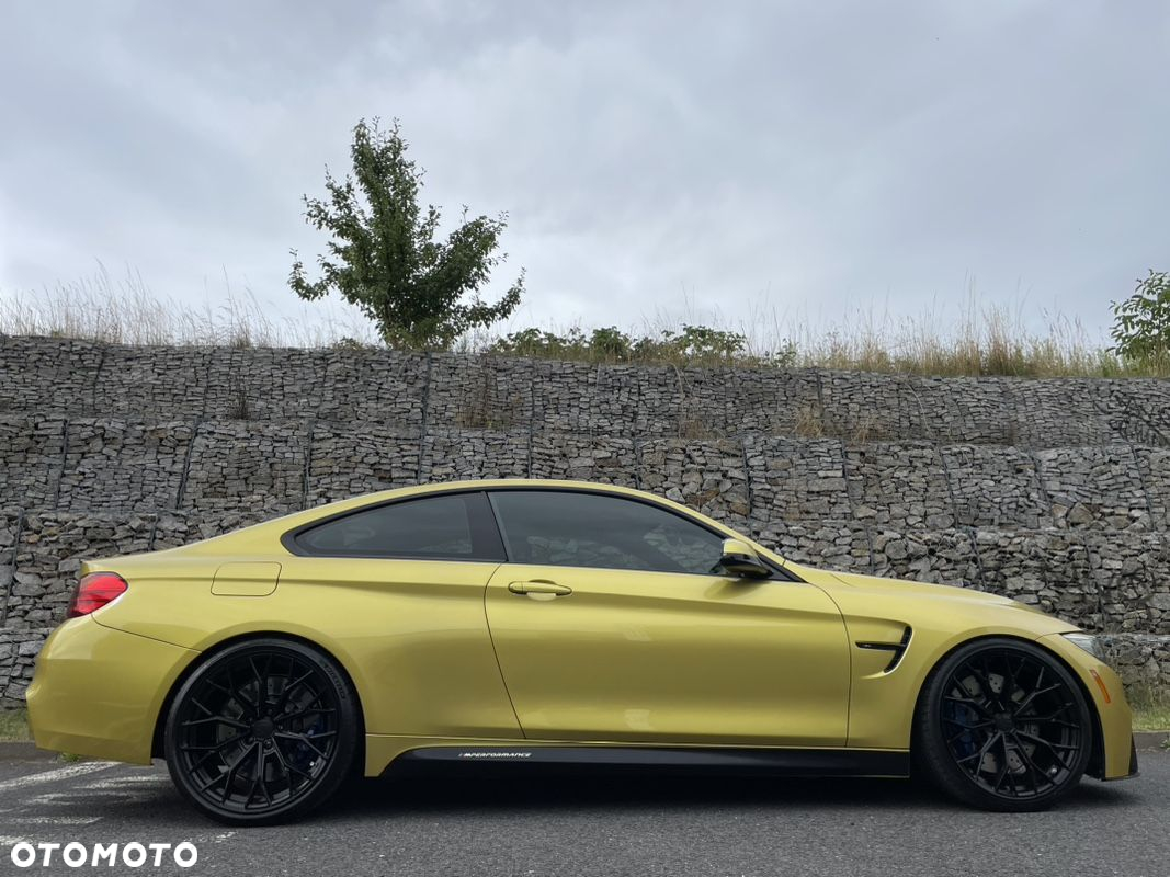 BMW M4 Coupe DKG - 6