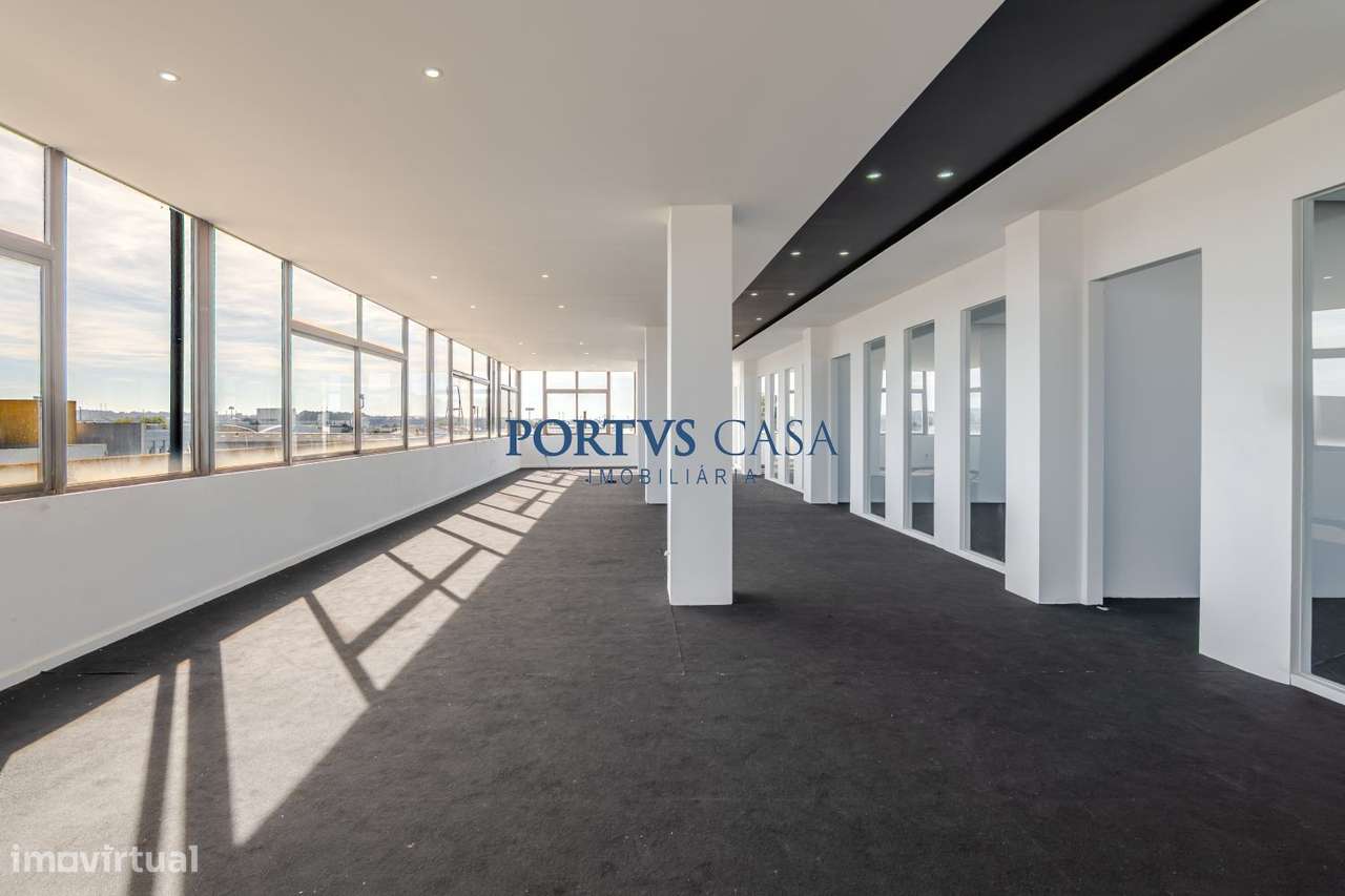 Escritório 309 m² com 456 m² de terraços e 206 m² de parqueamento-2