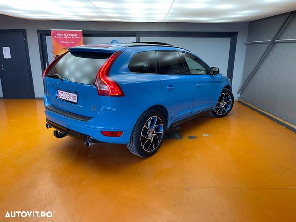 Volvo XC 60 D3 AWD Aut. R Design - 4