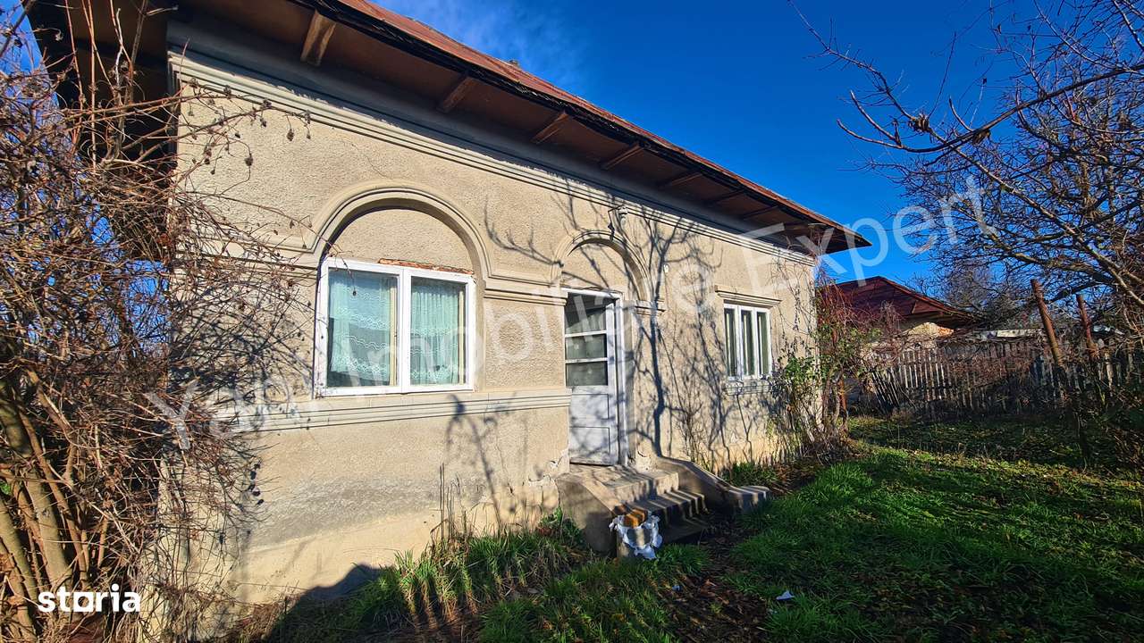 Casă de vânzare în comuna Merișani, sat Vâlcelele, județ Argeș.-1