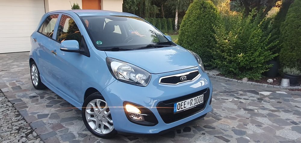 Kia Picanto (Morning) II (2011-) 1.0 Business Line 2013