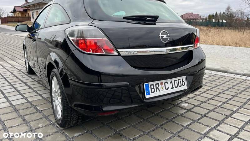 Opel Astra GTC 1.4 Edition - 10