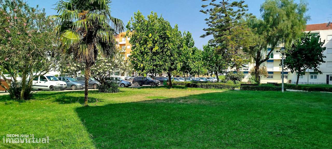 Excelente 3 assoalhadas Amplitude de áreas Luminosidade Marquise Arrec-28