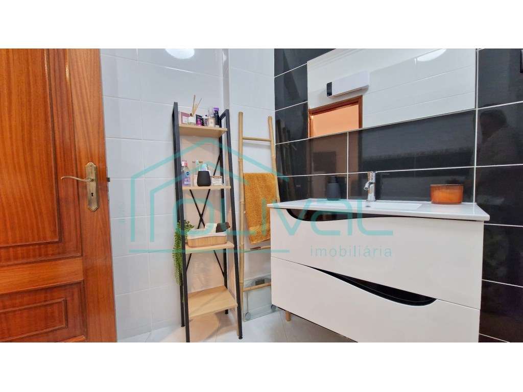 T3 com parqueamento Samora Correia-18