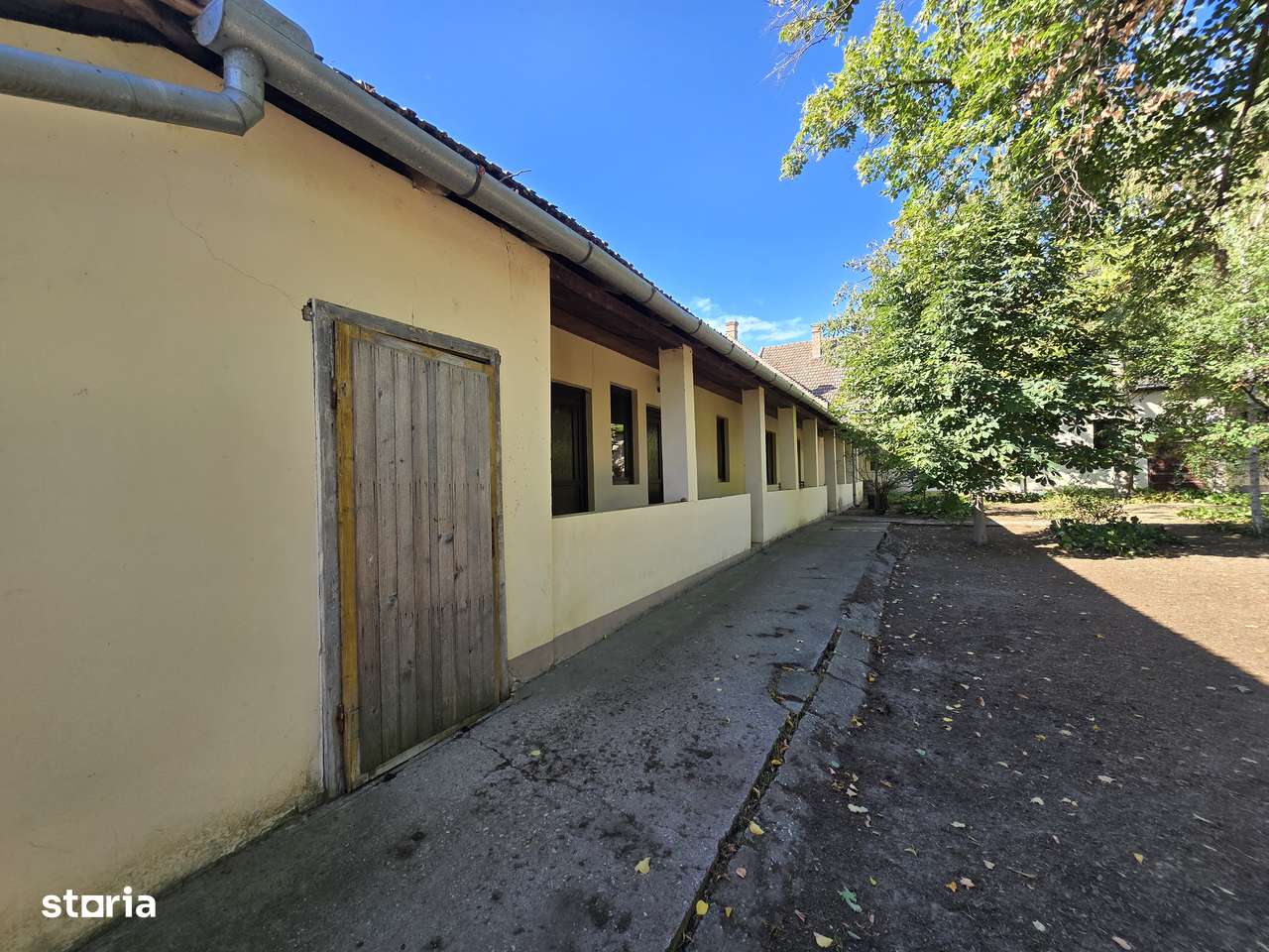 Cenad-Casa/Spatii Birouri- 150mp-teren 1065mp-9