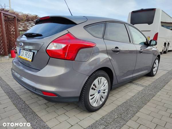 Ford Focus 1.6 Trend - 3