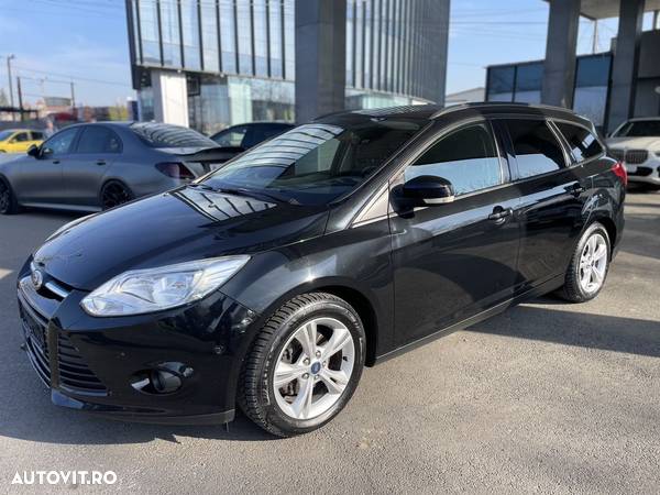 Ford Focus 1.0 EcoBoost Active Business - 1