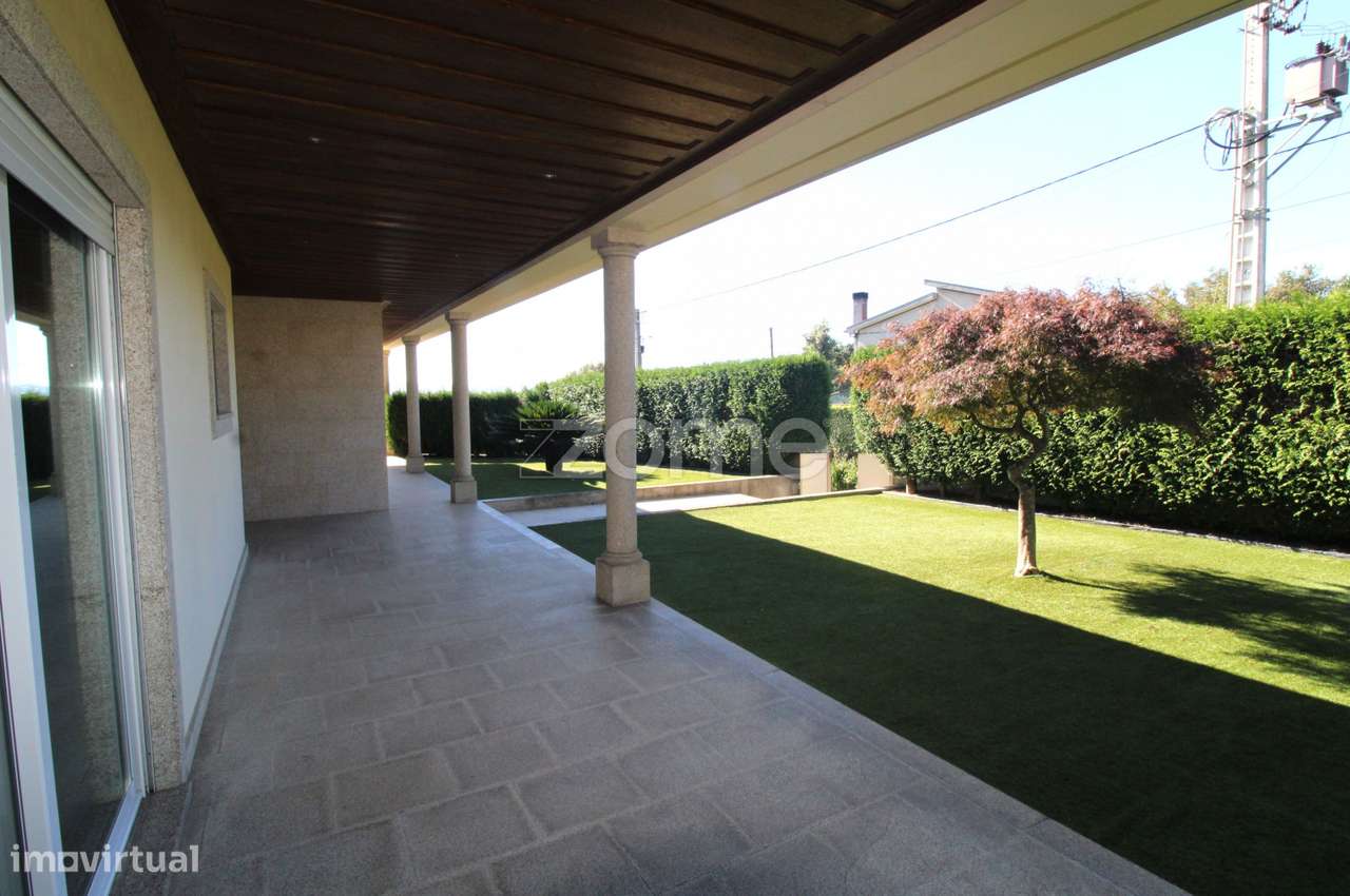 Moradia em Abação - Grande imagem: 5/37