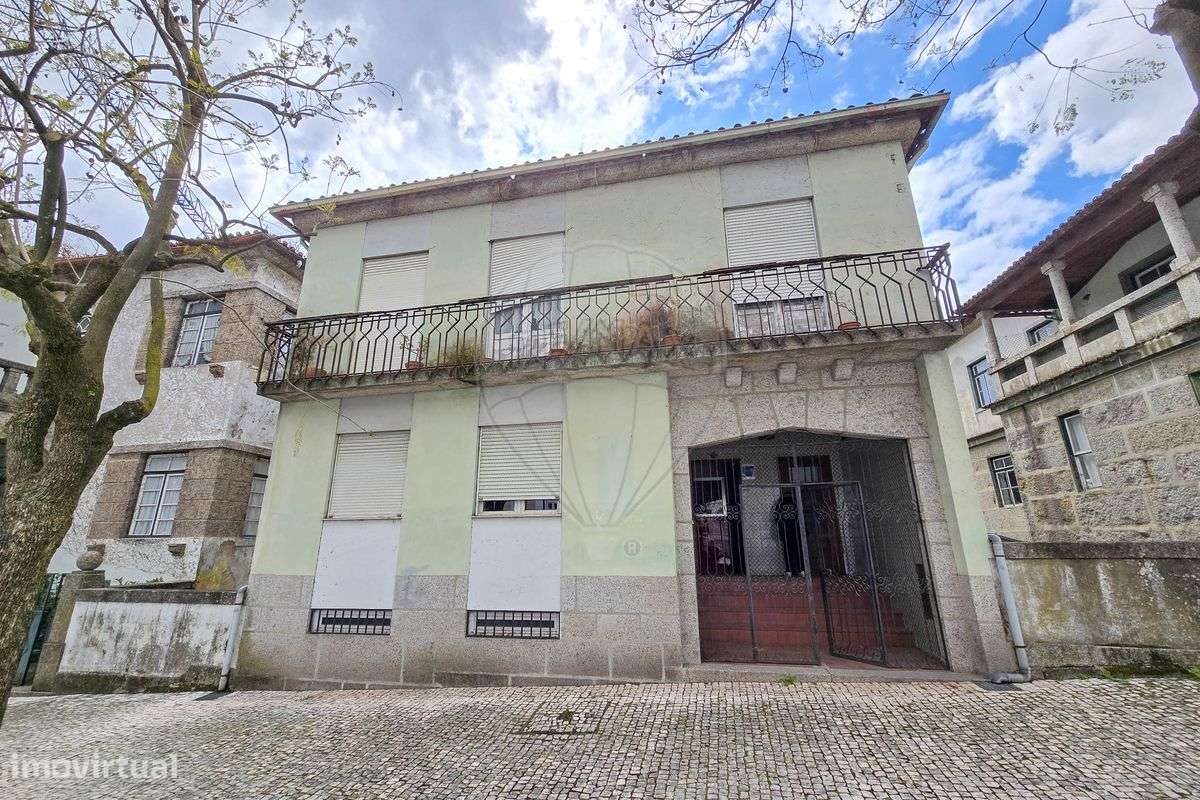 Moradia T14 para venda - Grande imagem: 1/22