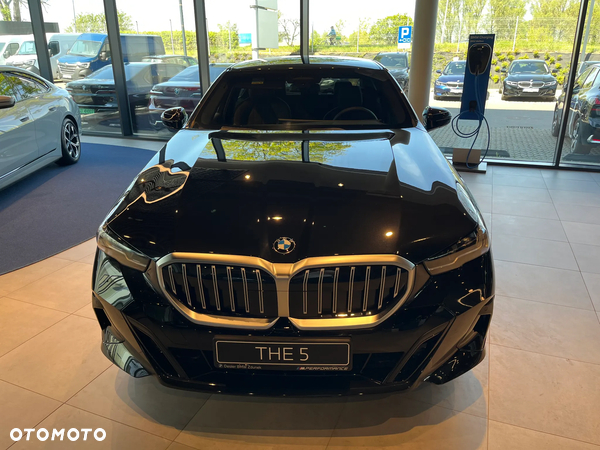 BMW Seria 5 520d xDrive mHEV M Sport - 5