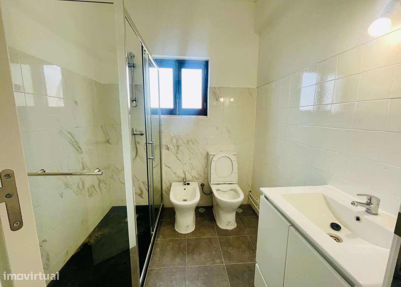 Apartamento T3 Remodelado - Grande imagem: 5/9