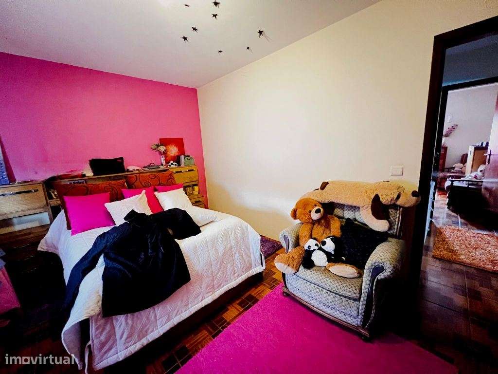 Andar de Moradia T3 com Entrada Independente, Varandas e Sótão  Te...-11