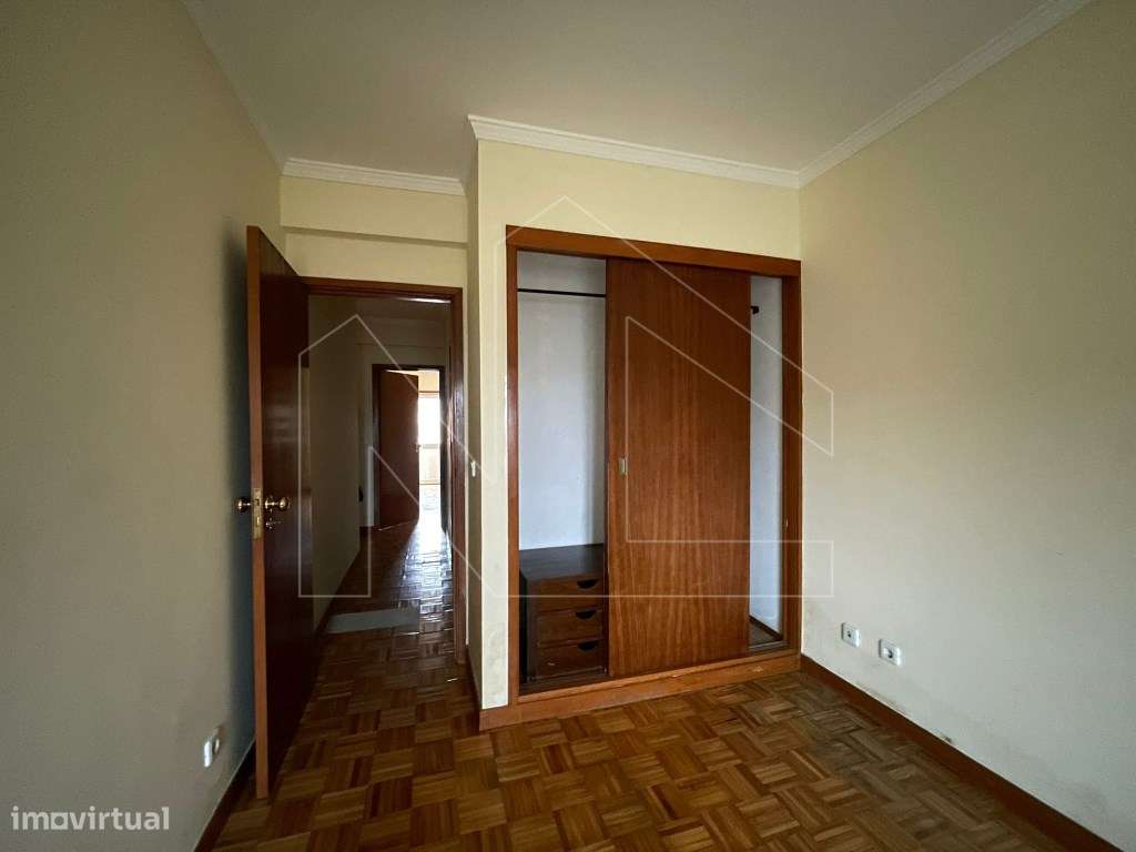 Apartamento T3 em Esgueira - Conforto, Espaço e Excelente Localização-18