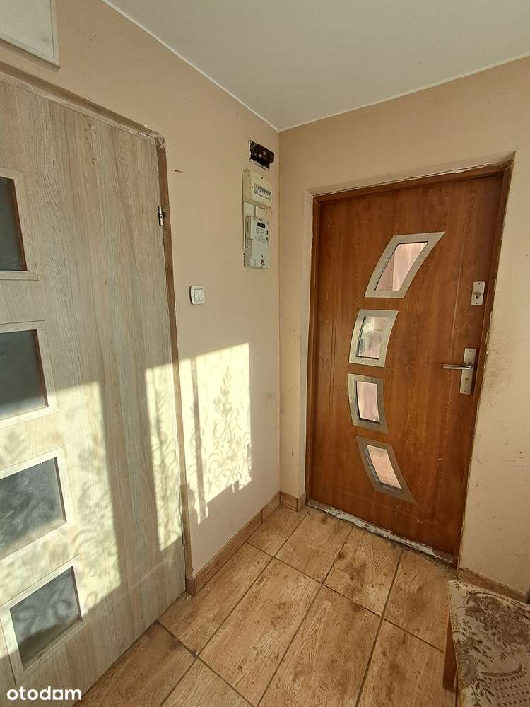 Parterowy murowany dom z dużym garażem-13