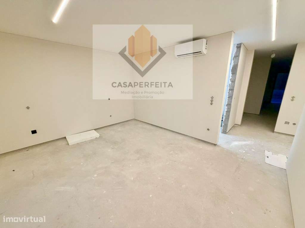 Moradia T3 Nova com Fabuloso Logradouro em Terreno com 600m2 - Erme...-29