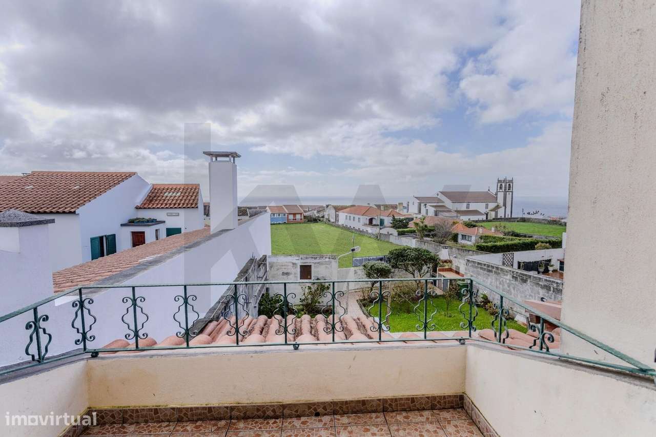 Moradia T4 com estacionamento – Relva, Ponta Delgada-30