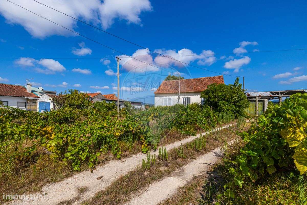 Moradia T2 para venda - Grande imagem: 2/14