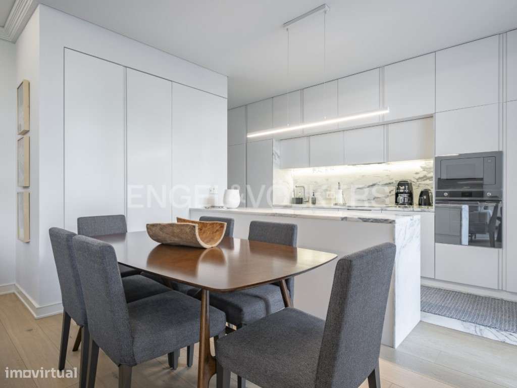 Excelente T4 junto ao Parque Eduardo VII - Grande imagem: 4/26